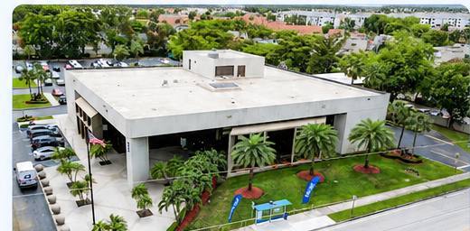 Oficina de Los del Seguro en Miami